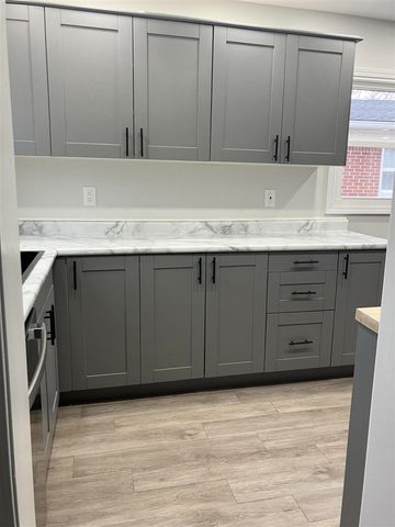 21442 Arrowhead Street, Saint Clair Shores, MI 48082