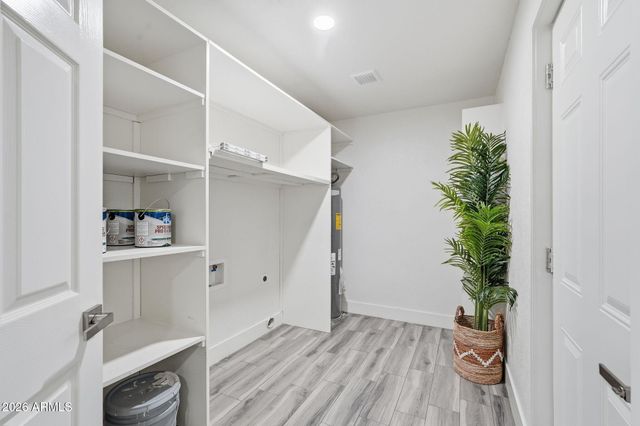 9844 E BUTTE Street, Mesa, AZ 85207