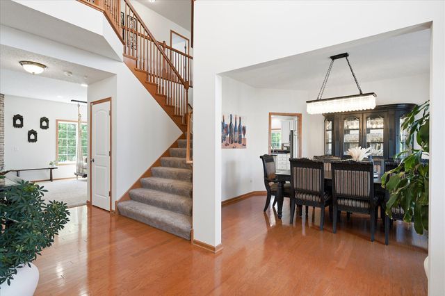 6262 Hedgecroft Avenue S, Cottage Grove, MN 55016