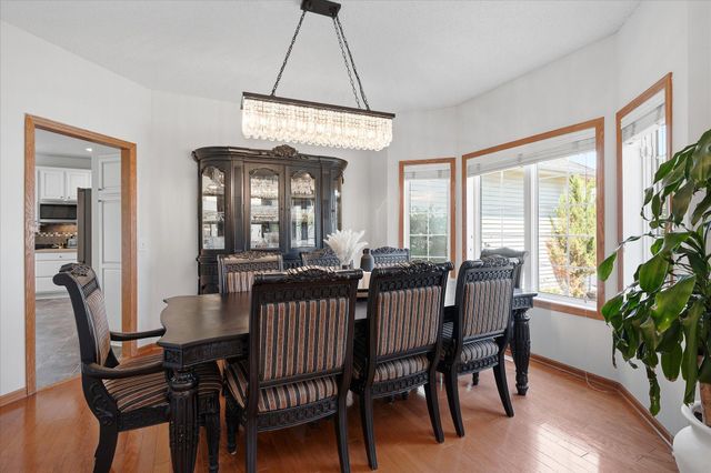 6262 Hedgecroft Avenue S, Cottage Grove, MN 55016