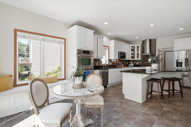 6262 Hedgecroft Avenue S, Cottage Grove, MN 55016