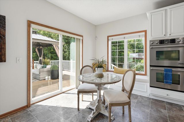 6262 Hedgecroft Avenue S, Cottage Grove, MN 55016