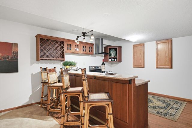 6262 Hedgecroft Avenue S, Cottage Grove, MN 55016
