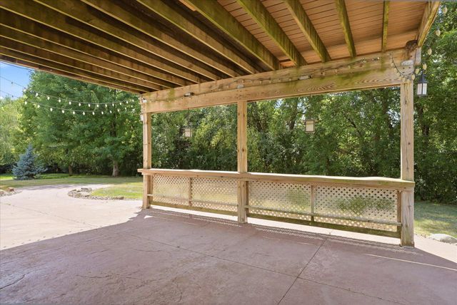 6262 Hedgecroft Avenue S, Cottage Grove, MN 55016