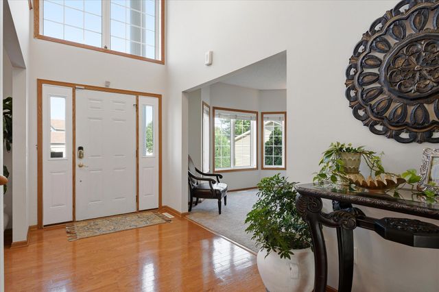 6262 Hedgecroft Avenue S, Cottage Grove, MN 55016
