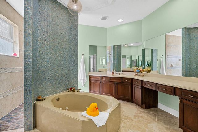 425 CHAMPION RIDGE DRIVE, Daytona Beach, FL 32124