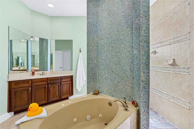 425 CHAMPION RIDGE DRIVE, Daytona Beach, FL 32124