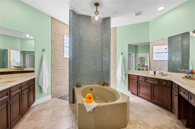 425 CHAMPION RIDGE DRIVE, Daytona Beach, FL 32124