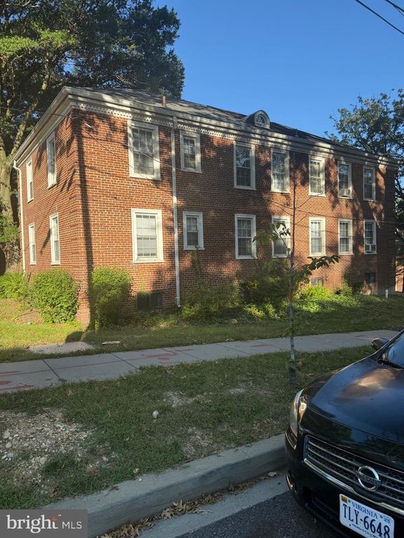 2711 TERRACE ROAD SE #301, Washington, DC 20020