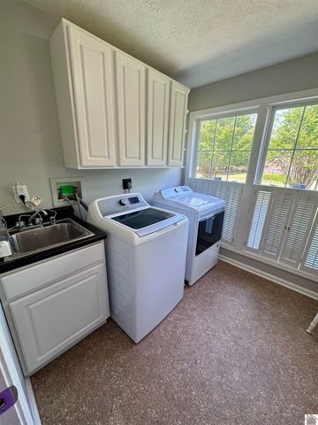 3 Groveway Blvd., Paducah, KY 42001