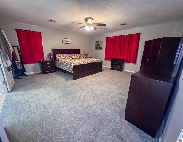 3 Groveway Blvd., Paducah, KY 42001