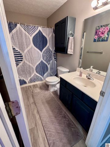 3 Groveway Blvd., Paducah, KY 42001