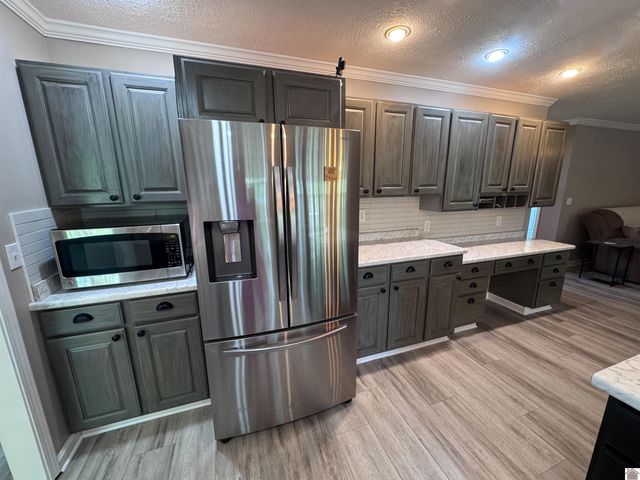 3 Groveway Blvd., Paducah, KY 42001