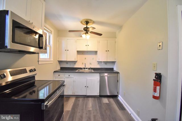 4910 BLACKFOOT RD, College Park, MD 20740