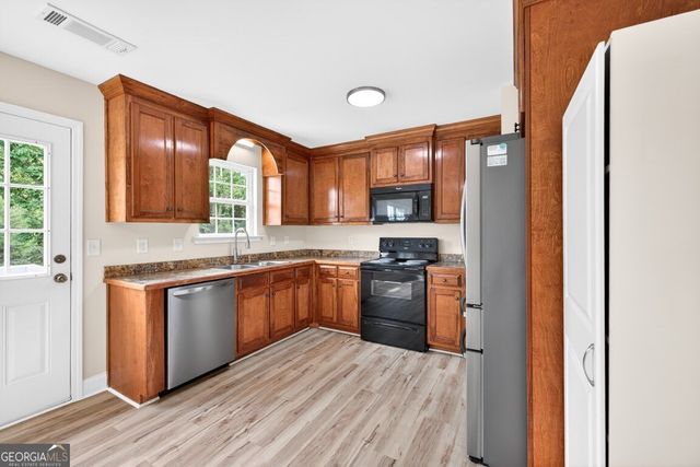 2726 Sawyer Mill Drive, Gainesville, GA 30507