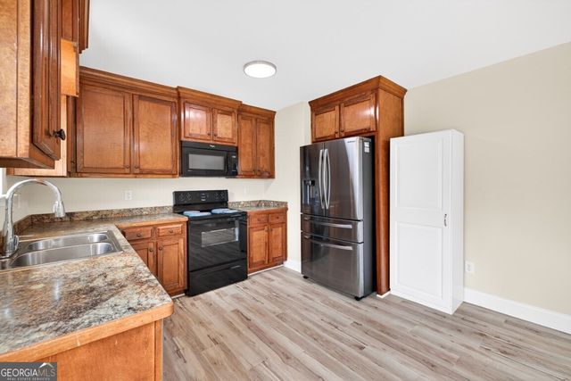 2726 Sawyer Mill Drive, Gainesville, GA 30507