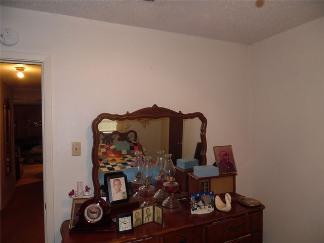 5656 Conroy Street, Fort Worth, TX 76134