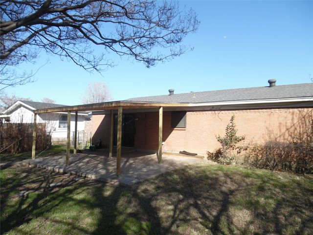 5656 Conroy Street, Fort Worth, TX 76134