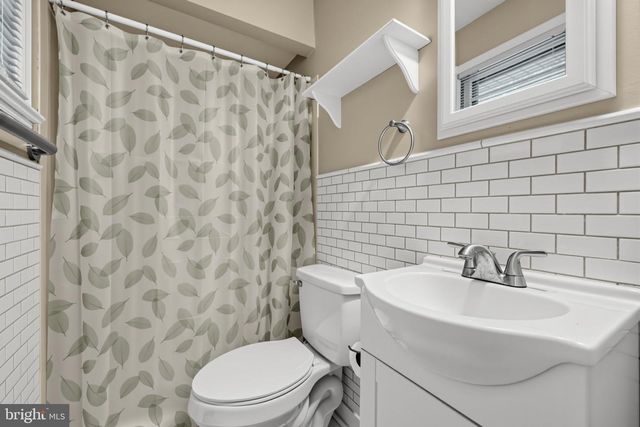 229 CHARLESTON RD, Willingboro, NJ 08046