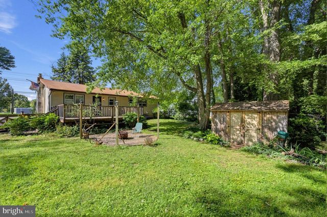 229 CHARLESTON RD, Willingboro, NJ 08046