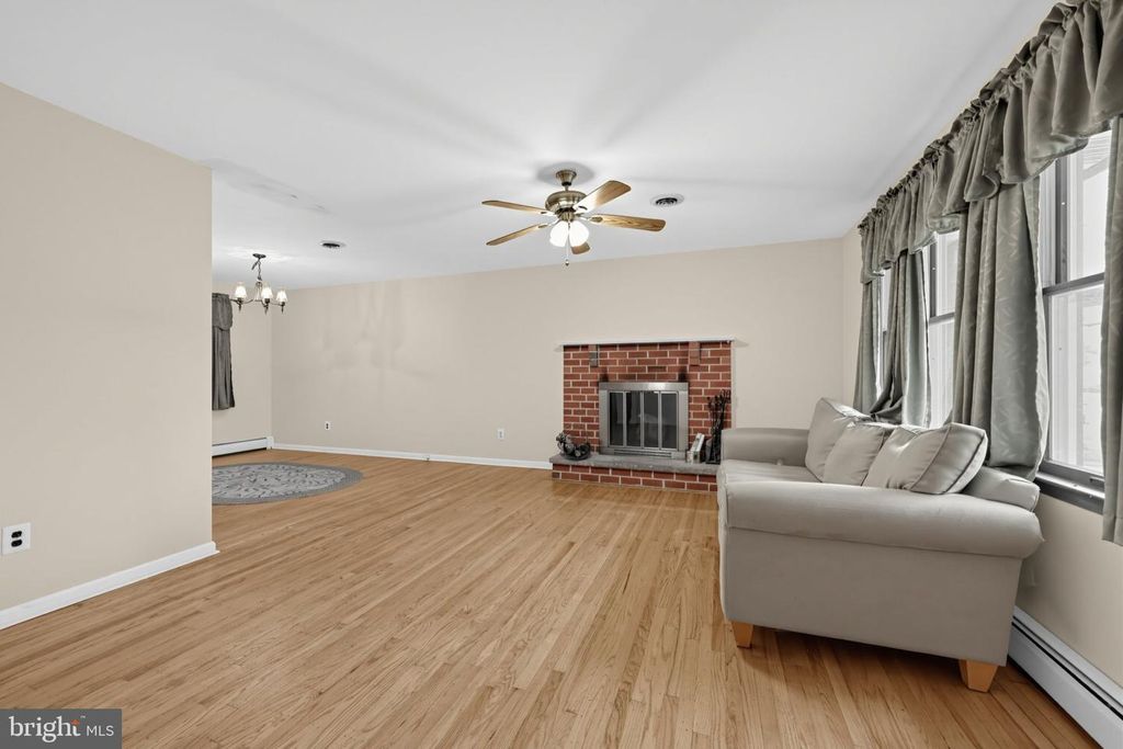 229 CHARLESTON RD, WILLINGBORO, NJ 08046 — photo 3