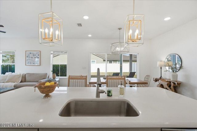 553 NARROWLEAF Drive, St. Johns, FL 32259