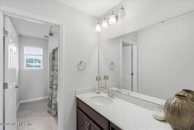 553 NARROWLEAF Drive, St. Johns, FL 32259