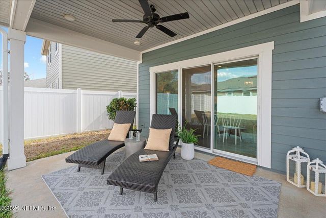 553 NARROWLEAF Drive, St. Johns, FL 32259