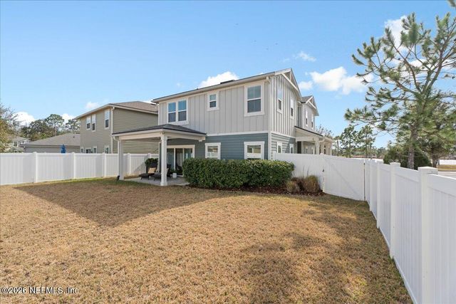 553 NARROWLEAF Drive, St. Johns, FL 32259