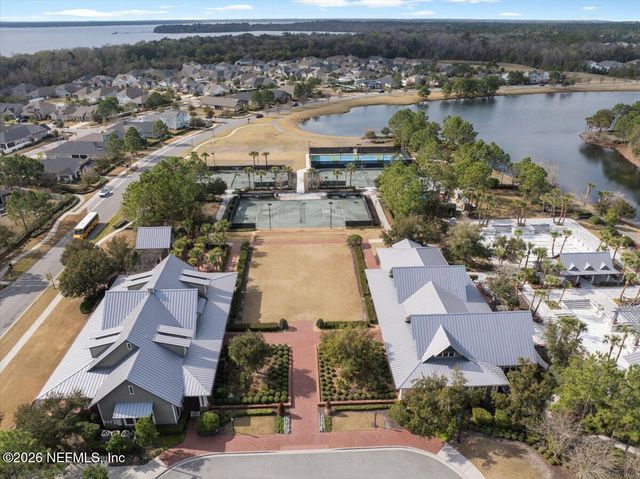 553 NARROWLEAF Drive, St. Johns, FL 32259