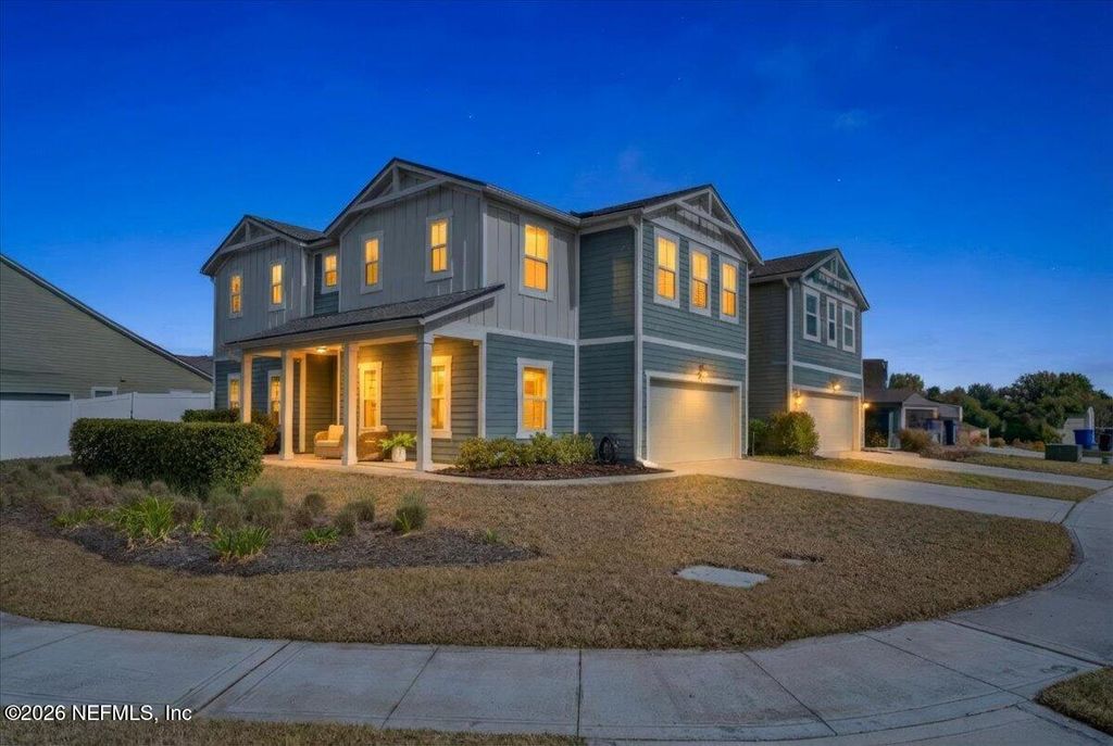 553 NARROWLEAF Drive, St. Johns, FL 32259