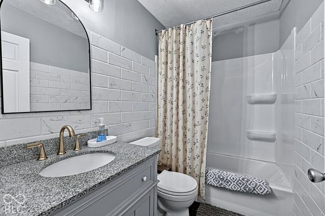 563 W 200 S, Lebanon, IN 46052
