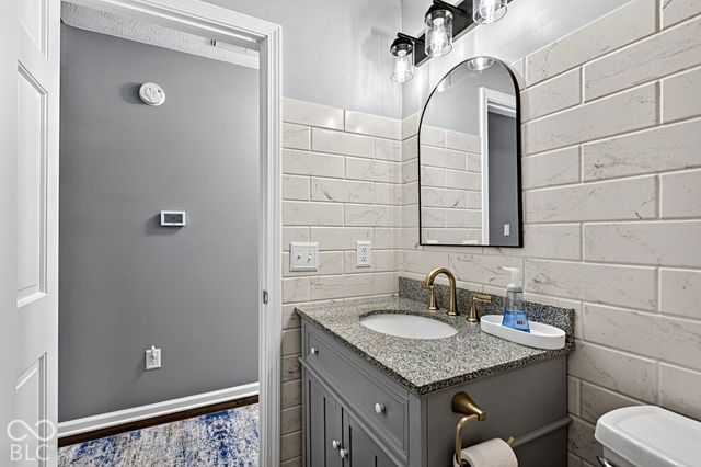563 W 200 S, Lebanon, IN 46052