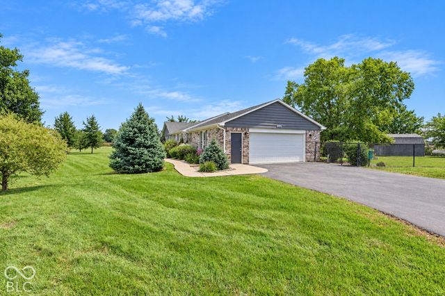 563 W 200 S, Lebanon, IN 46052