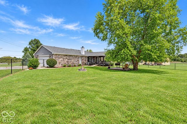 563 W 200 S, Lebanon, IN 46052