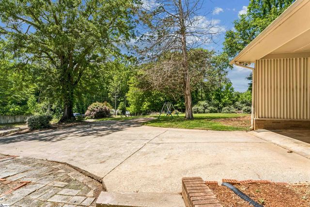225 Cart Drive, Spartanburg, SC 29307