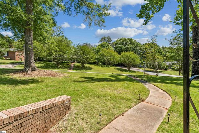 225 Cart Drive, Spartanburg, SC 29307