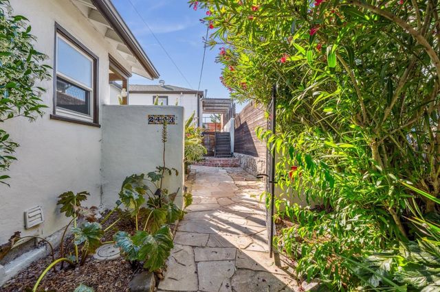 2443-2445 24th Avenue, Oakland, CA 94601