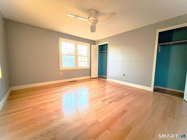 24 Thorne Road 24, West Hartford, CT 06110