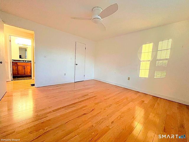 24 Thorne Road 24, West Hartford, CT 06110