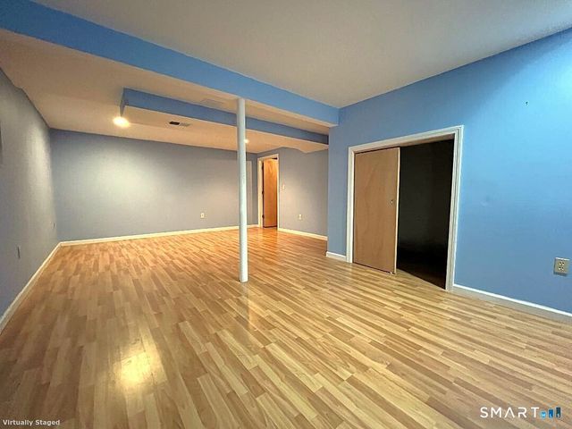 24 Thorne Road 24, West Hartford, CT 06110