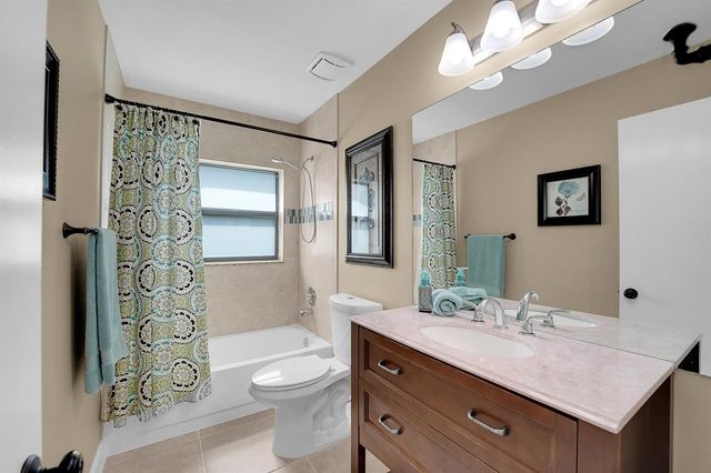 8670 NW 56th Street, Coral Springs, FL 33067