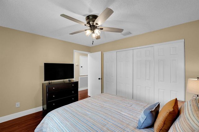 8670 NW 56th Street, Coral Springs, FL 33067