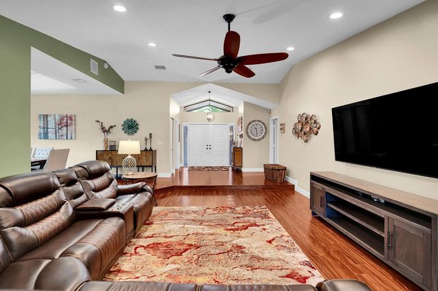 8670 NW 56th Street, Coral Springs, FL 33067
