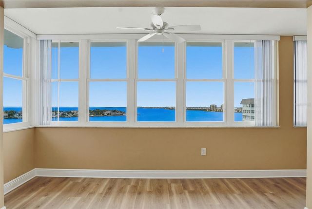 5108 BRITTANY DRIVE S 1006, St Petersburg, FL 33715