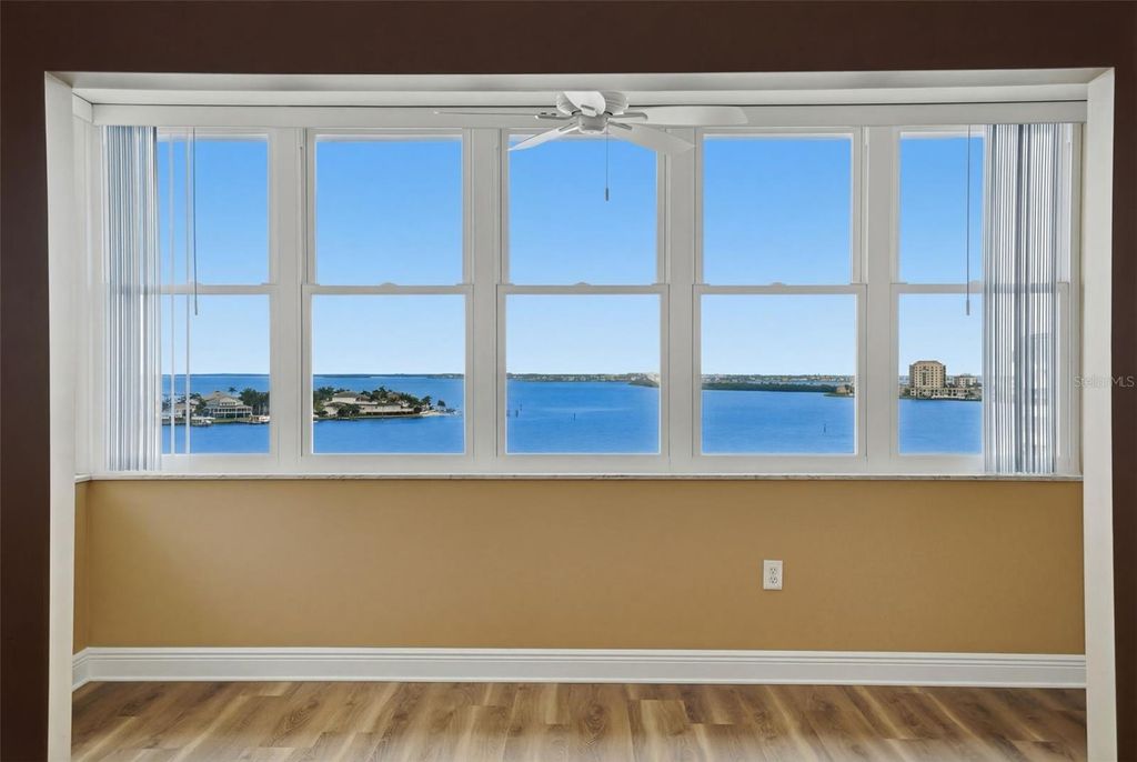 5108 BRITTANY DRIVE S 1006, St Petersburg, FL 33715