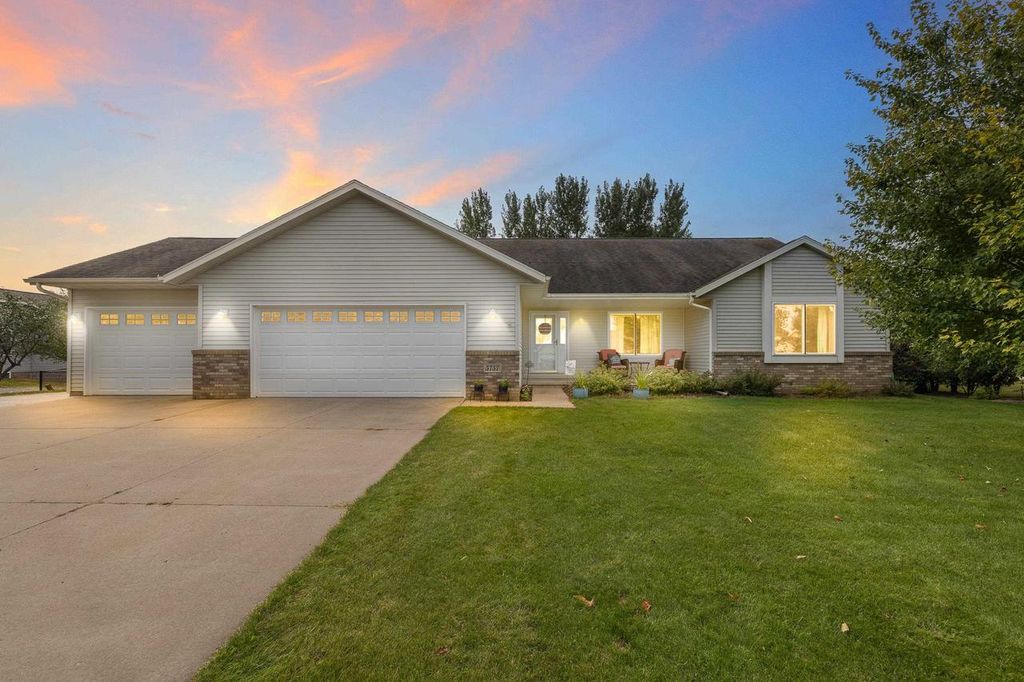 5757 KINGFISHER DRIVE, Stevens Point, WI 54482