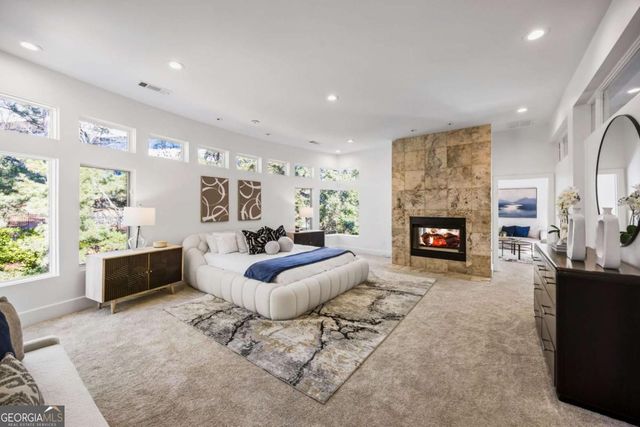 35 Robin Hood Road NE, Atlanta, GA 30309