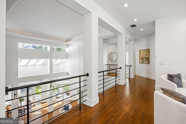 35 Robin Hood Road NE, Atlanta, GA 30309