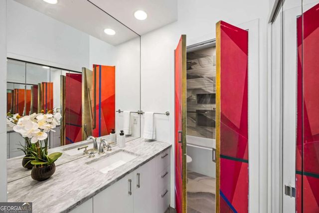 35 Robin Hood Road NE, Atlanta, GA 30309